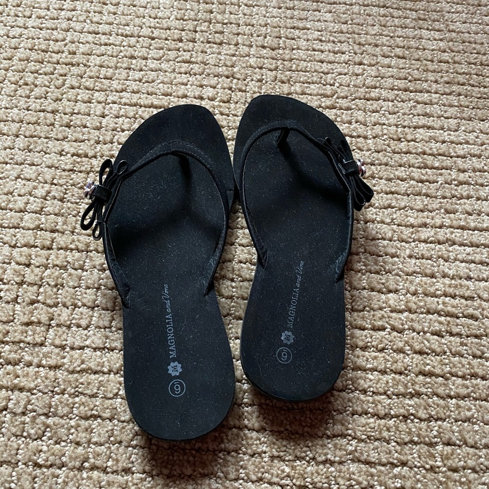 Magnolia and Vine Flip Flops